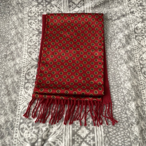 Accessories - Red and gold flower design scarf
